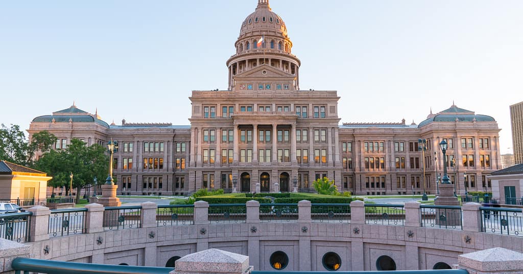 TxLege sessions newsletter featured image